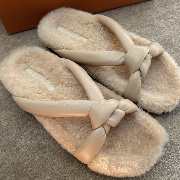 Lafayette 148 New York new Honore Shearling Leather-Strapped Sandals - Picture 5 of 5